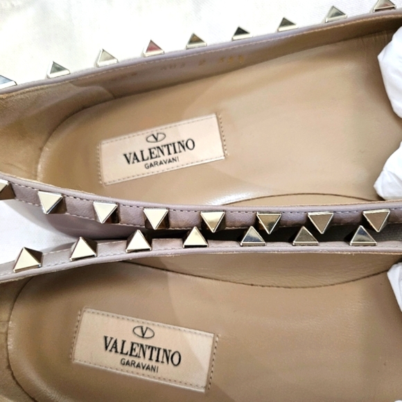 Valentino Garavani Rockstud Pointed Toe Ballerina Flat 5.5. Brand new. - Picture 5 of 15